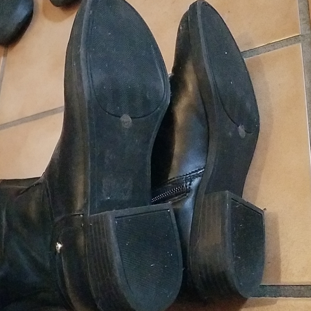 Brown and black tall boots - Picture 8 of 8